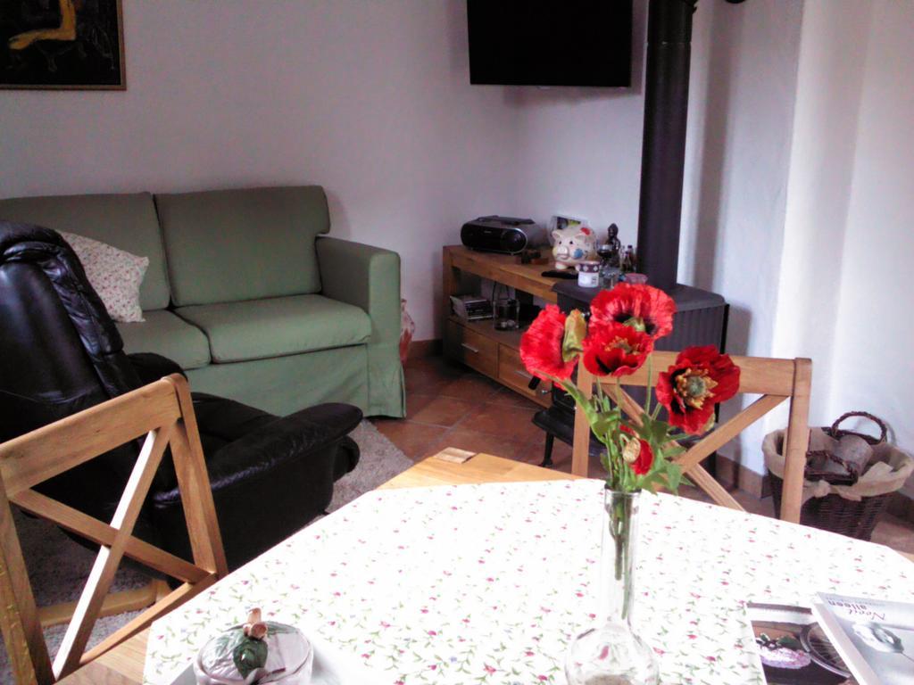 Vakantiehuis "Het Rode Huis" Treis-Karden Εξωτερικό φωτογραφία